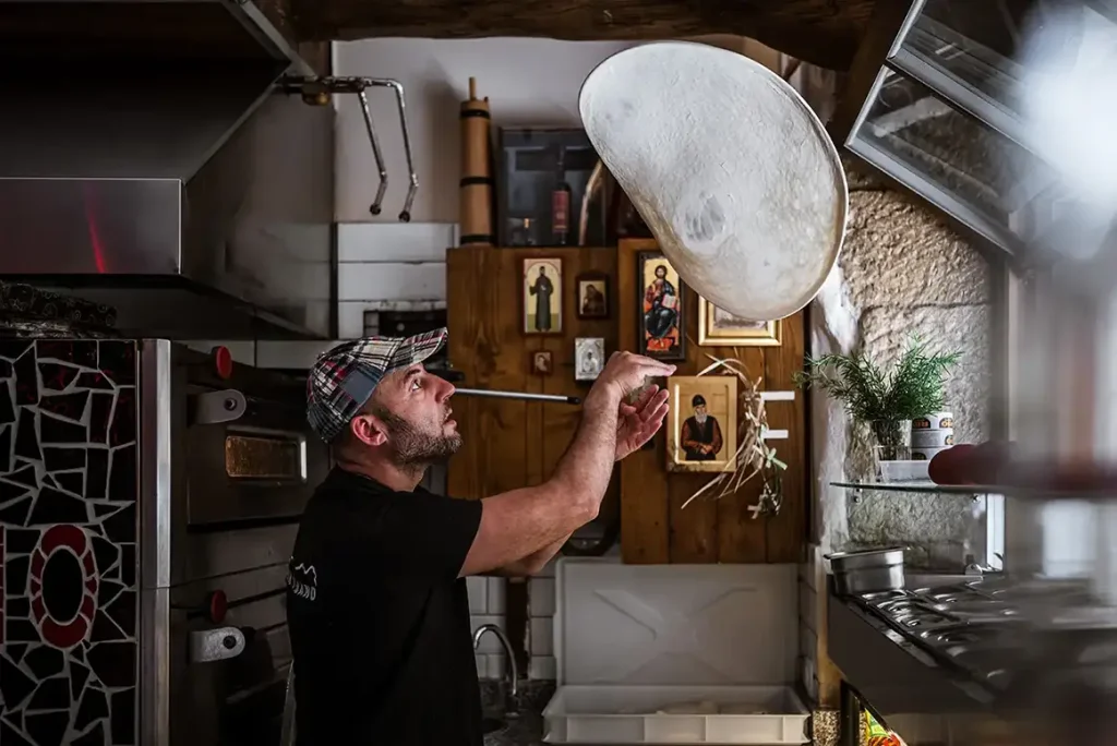 pizzeria a mano corfu 36